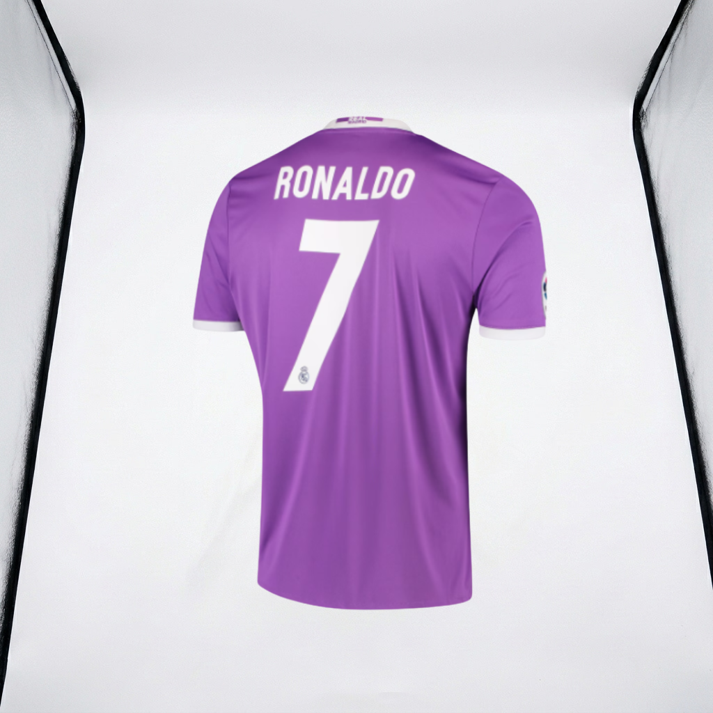 Retro Real Madrid C.Ronaldo #7 Jersey - 2016/17 UCL Winners