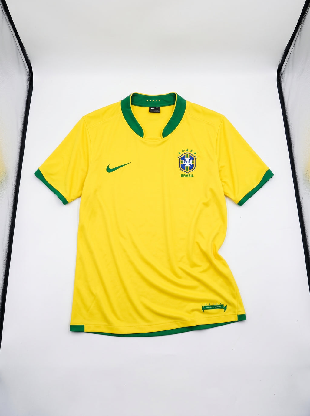Ronaldinho #10 Brazil Home Jersey 2006