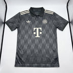 Bayern Munchen 2024/25 – Oktoberfest – Aficionado – Hombre